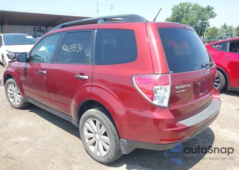 2012 Subaru Forester 2.5X Premium из США, поврежденный, VIN JF2SHBDC4CH419526